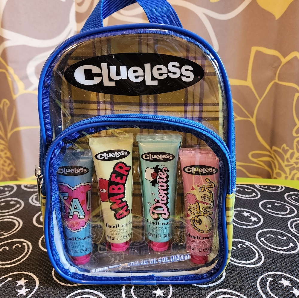 Clueless and Lotions mini backpack 🎒